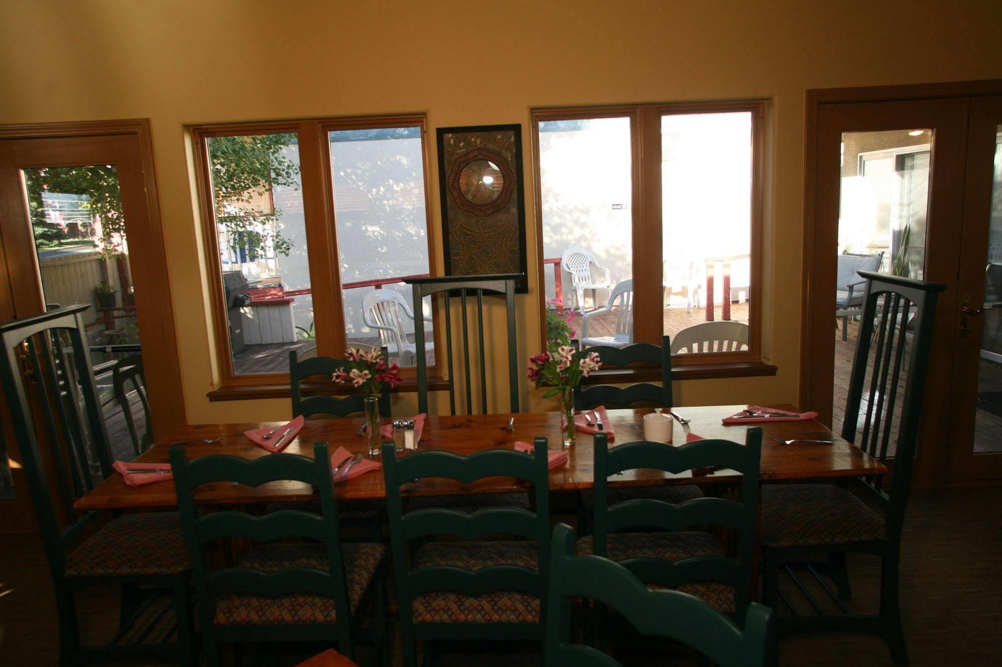 On Galena Inn 3*