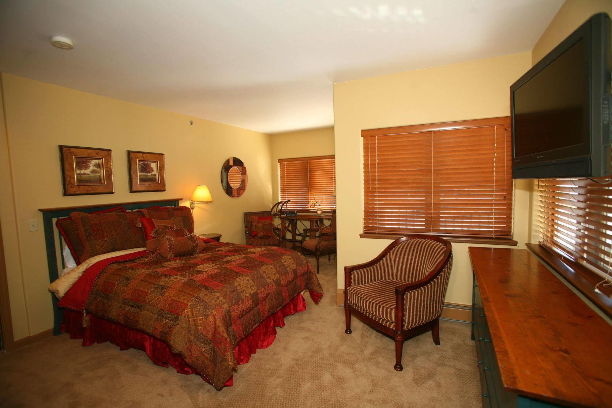 Inn On Galena