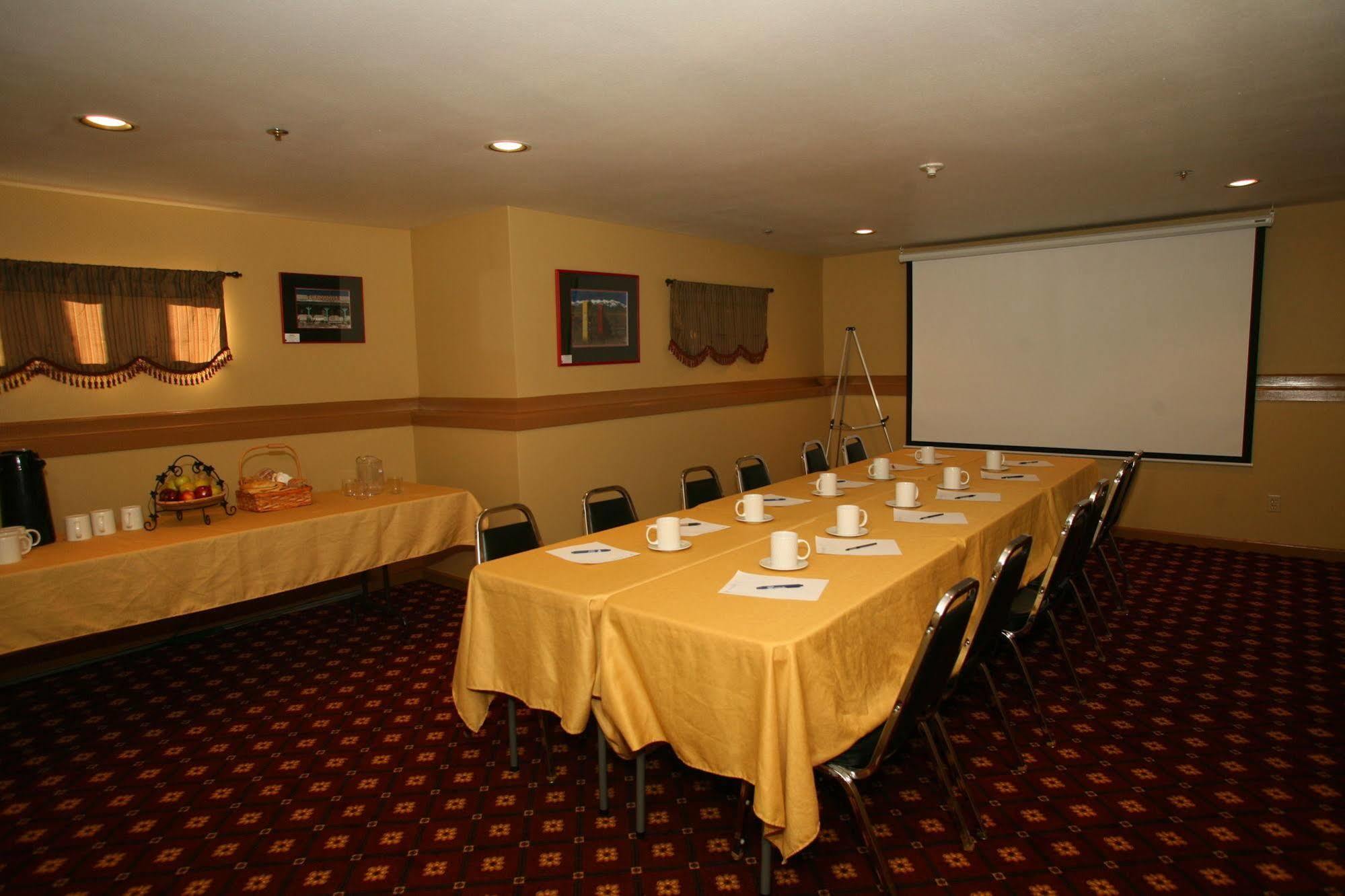 Inn On Galena 3*